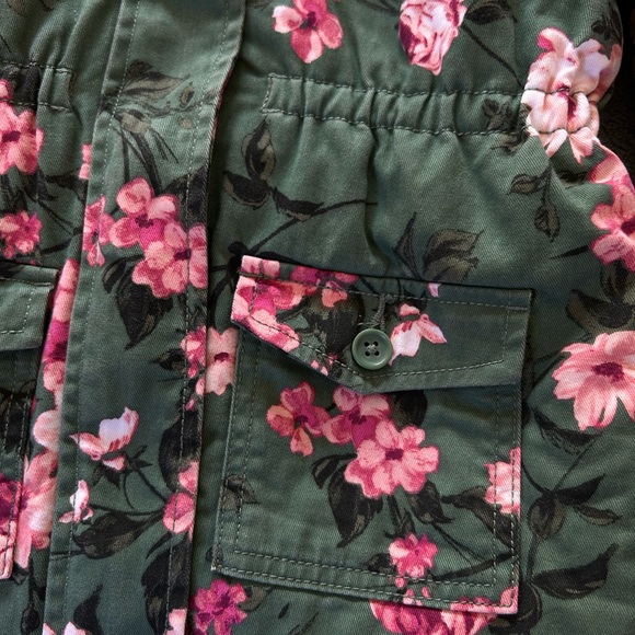 Toddler Girls Floral Parka Jacket Size 5T - Green-Pink. Sherpa Lined - Picture 9 of 11